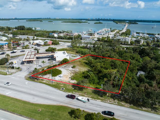 4 of 14 - 1988 N Us Hwy 1, Fort Pierce, FL