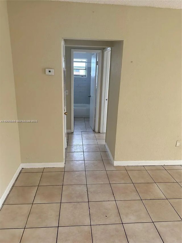 4 of 10 - 16103 Ne 19th Court, North Miami Beach, FL