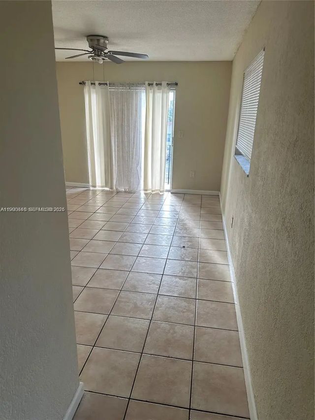 5 of 10 - 16103 Ne 19th Court, North Miami Beach, FL
