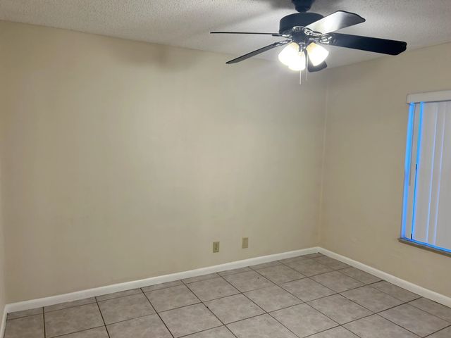 4 of 19 - 23 Crossings Circle #e, Boynton Beach, FL