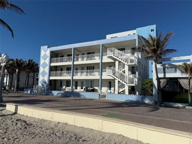 3 of 38 - 310 S Broadwalk #3b, Hollywood, FL