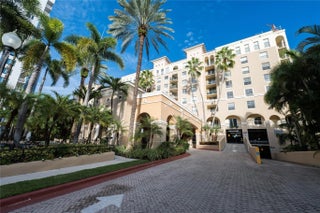 Photo of Listing #F10533044