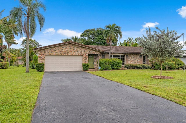 8675 Nw 28th Drive, Coral Springs