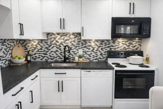 Photo of Listing #F10533056