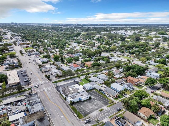 3 of 40 - 5509 & 5501 Broadway, West Palm Beach, FL