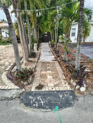 Photo of Listing #F10533115