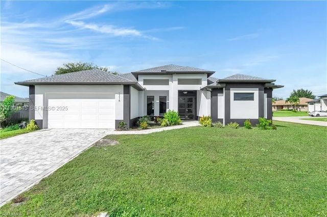 2218 Sw 25th Street, Cape Coral