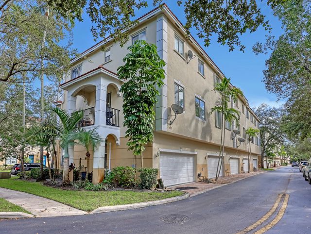 2850 S Oasis Drive, Boynton Beach