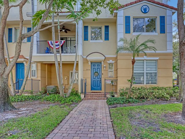 4 of 37 - 2850 S Oasis Drive, Boynton Beach, FL