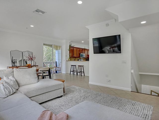 5 of 37 - 2850 S Oasis Drive, Boynton Beach, FL