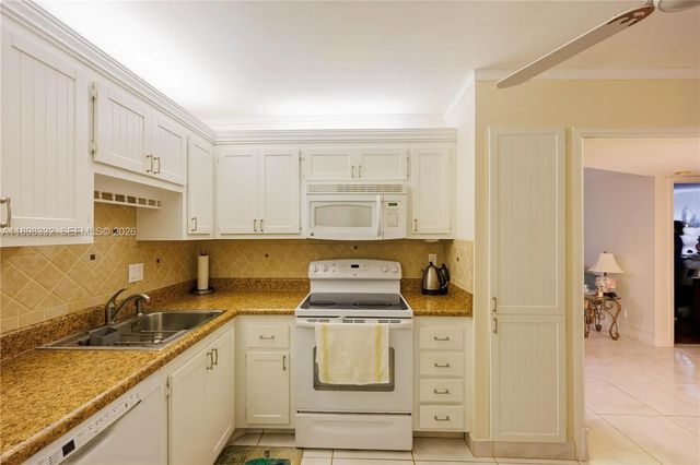 4 of 51 - 4750 Nw 22nd Court #211, Lauderhill, FL