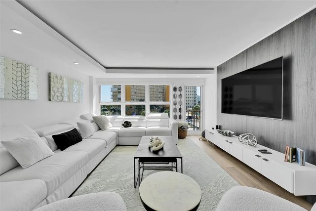 5 of 45 - 405 N Ocean Boulevard #306, Pompano Beach, FL