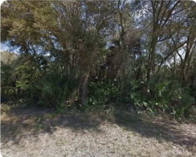 122 Carey Avenue S, Lehigh Acres