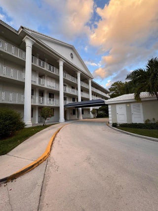 Photo of Listing #R11134852