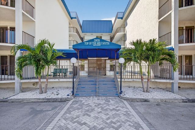 4 of 66 - 3909 N Ocean Boulevard #314, Fort Lauderdale, FL