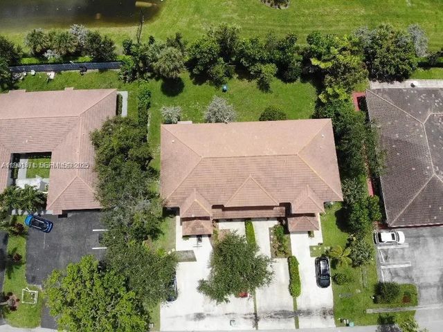 4 of 23 - 8706 Nw 38th Drive, Coral Springs, FL