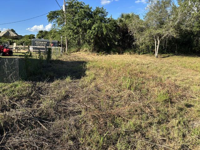 3 of 4 - 2897 Nw 32nd Avenue, Okeechobee, FL