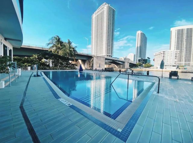 5 of 22 - 2602 E Hallandale Beach Boulevard #r1610, Hallandale Beach, FL