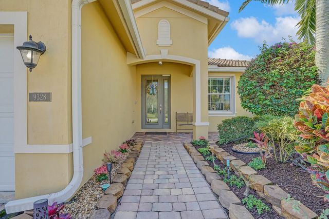 3 of 35 - 9328 Silent Oak Circle, West Palm Beach, FL