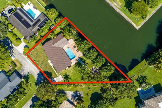 2 of 81 - 10945 Sw 75th Court, Pinecrest, FL