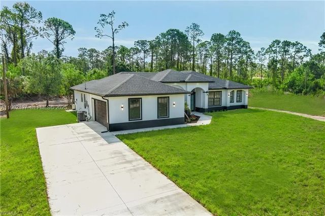 2 of 26 - 1506 Eighth Avenue, Lehigh Acres, FL