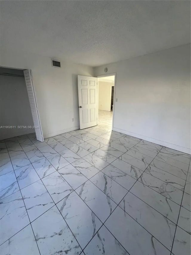 2 of 12 - 301 Nw 177th Street #136, Miami Gardens, FL