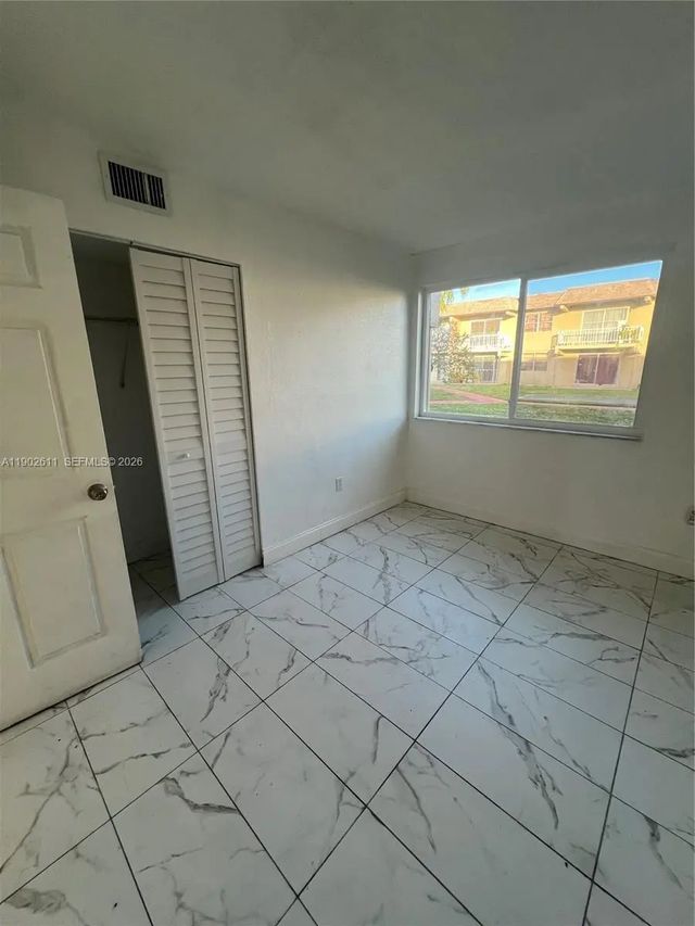 4 of 12 - 301 Nw 177th Street #136, Miami Gardens, FL