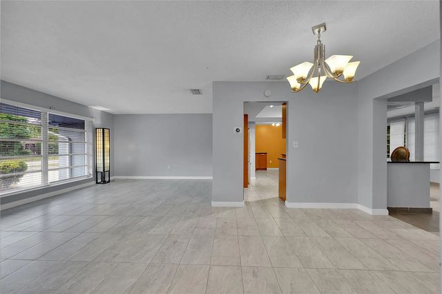 4 of 22 - 6501 Nw 24th Court, Sunrise, FL