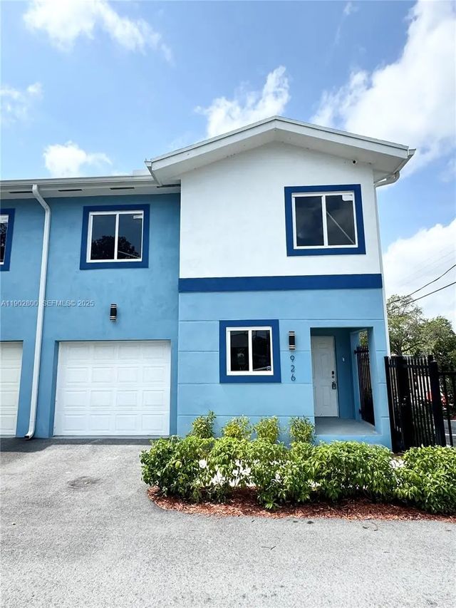 4 of 36 - 926 Nw 932 2nd Street, Fort Lauderdale, FL