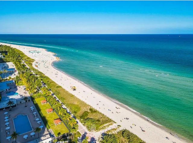 4 of 36 - 2555 Collins Avenue #2200, Miami Beach, FL