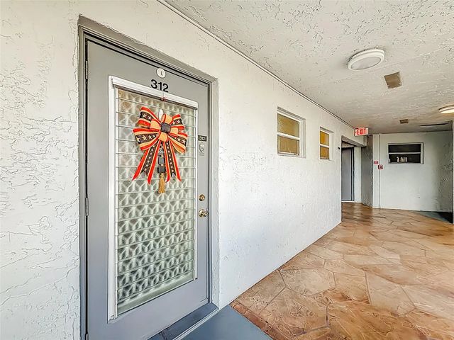 5 of 52 - 6570 Royal Palm Boulevard #312, Margate, FL