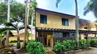 Photo of Listing #F10533582