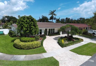 Photo of Listing #F10533559