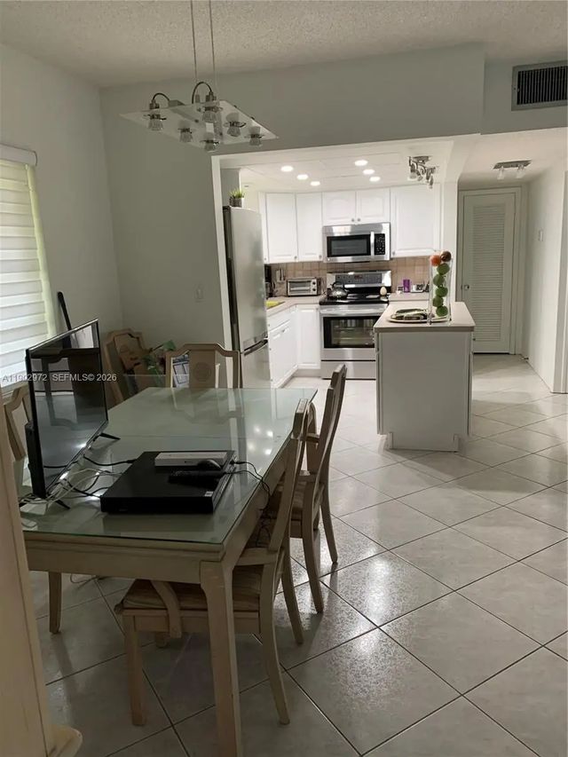 1501 Arthur Street #1, Hollywood