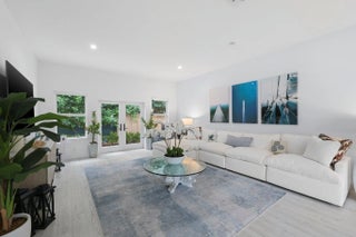 Photo of Listing #R11135489