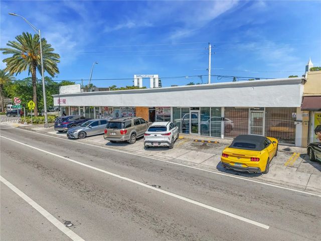 4 of 15 - 12985 W Dixie Highway, North Miami, FL