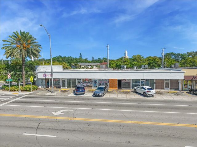 5 of 15 - 12985 W Dixie Highway, North Miami, FL