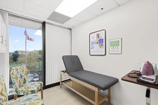 4 of 34 - 1301 N Congress Avenue #310-c, Boynton Beach, FL