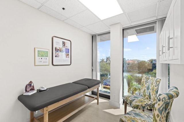 5 of 34 - 1301 N Congress Avenue #310-c, Boynton Beach, FL
