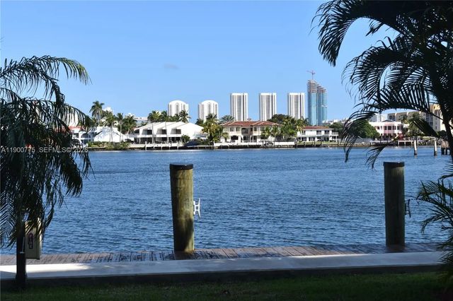 2 of 28 - 16570 Ne 26th Avenue #3c, North Miami Beach, FL
