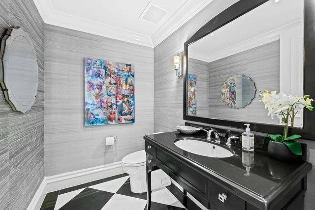 4 of 30 - 615 Bayshore Drive #103, Fort Lauderdale, FL