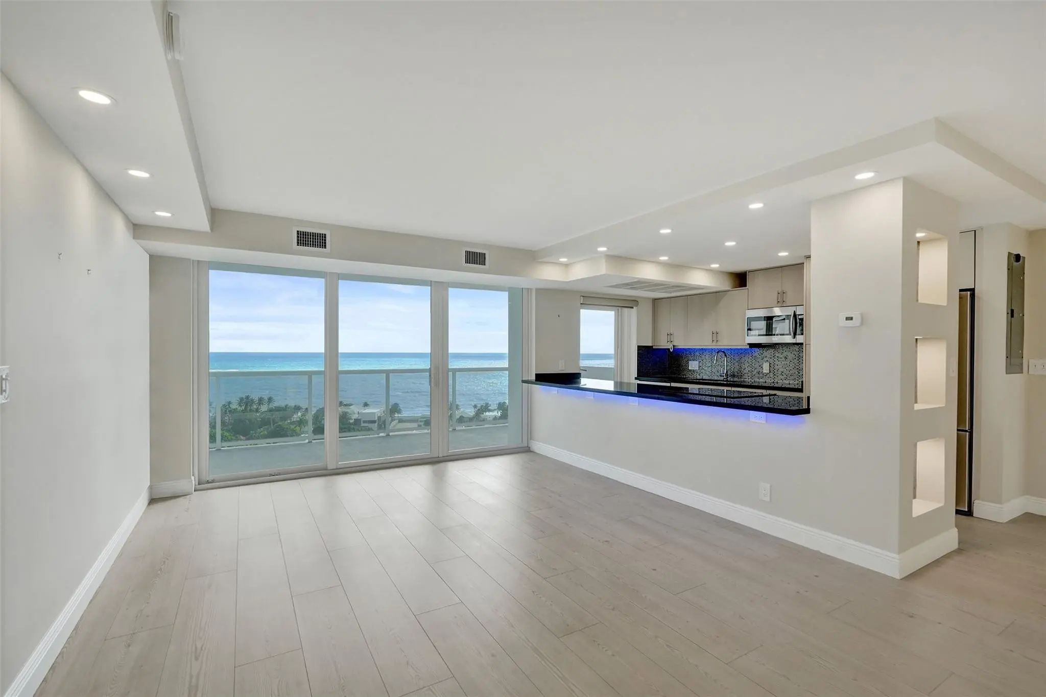 2841 N Ocean Boulevard #1804, Fort Lauderdale