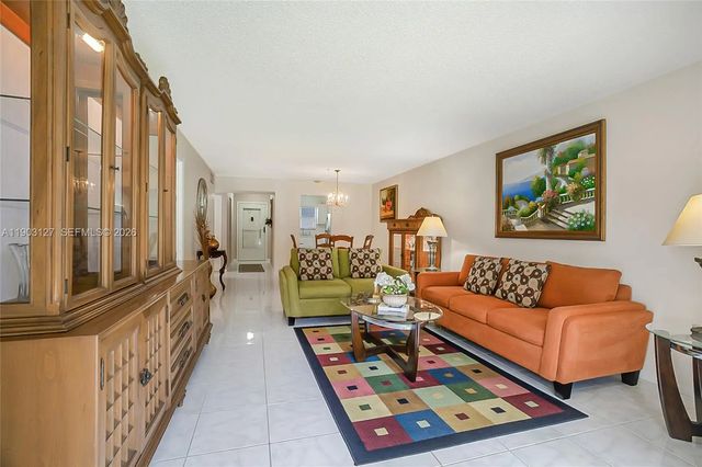 5900 Nw 44th Street #202, Lauderhill