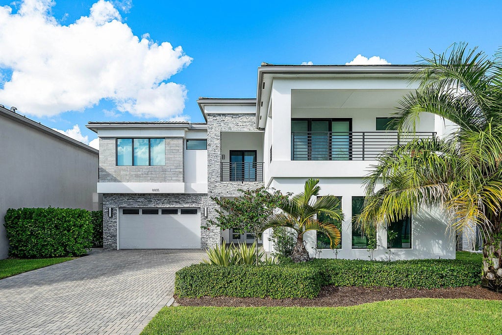 8805 New River Falls Road, Boca Raton