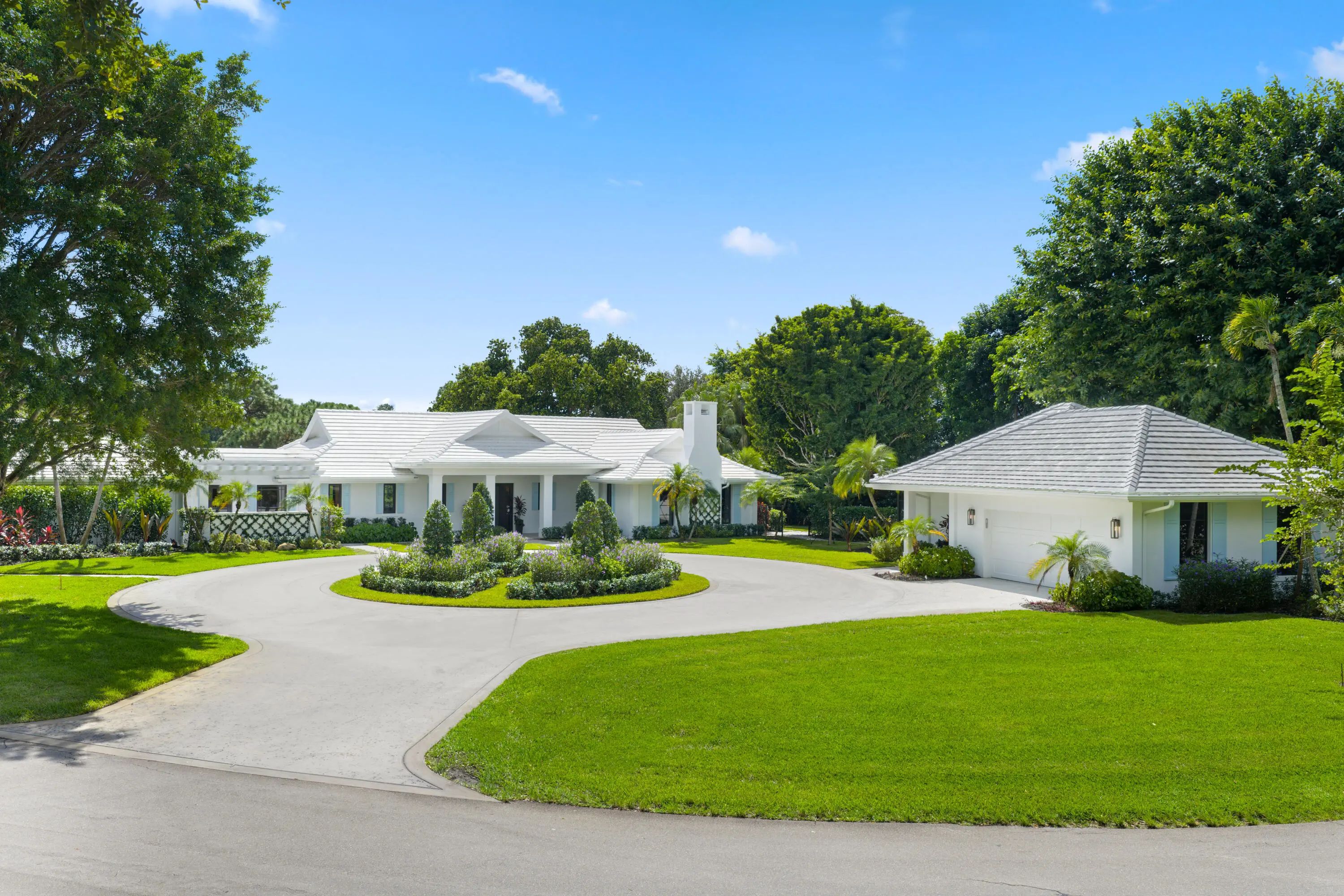 5 Par Club Circle, Village Of Golf