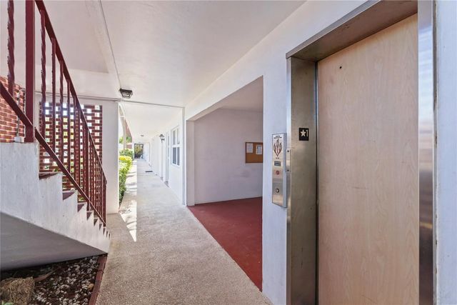 5 of 36 - 2050 Ne 39th Street #302e, Lighthouse Point, FL
