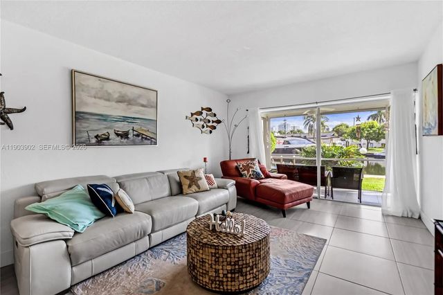 4 of 31 - 455 Paradise Isle Boulevard #106, Hallandale Beach, FL