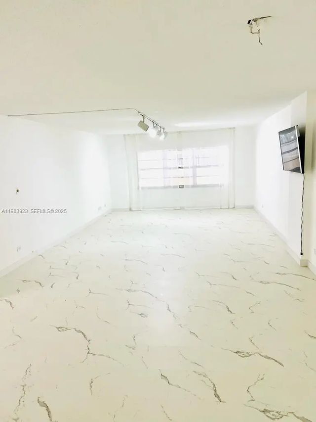 3 of 19 - 231 174th Street #mo-3, Sunny Isles Beach, FL