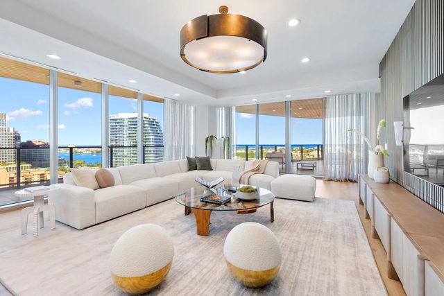 3 of 40 - 1333 S Flagler Drive #1501, West Palm Beach, FL