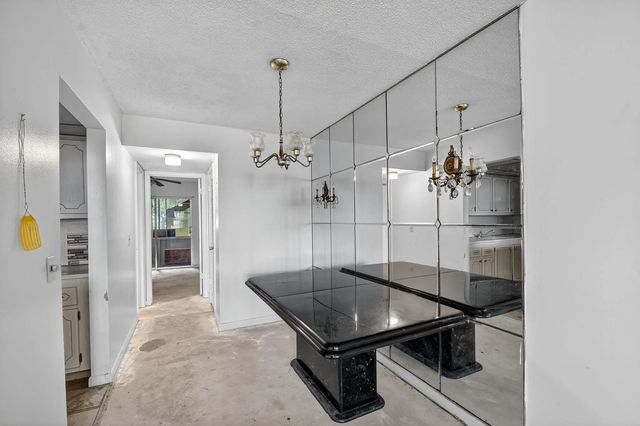 5 of 23 - 247 Camden K #247, West Palm Beach, FL
